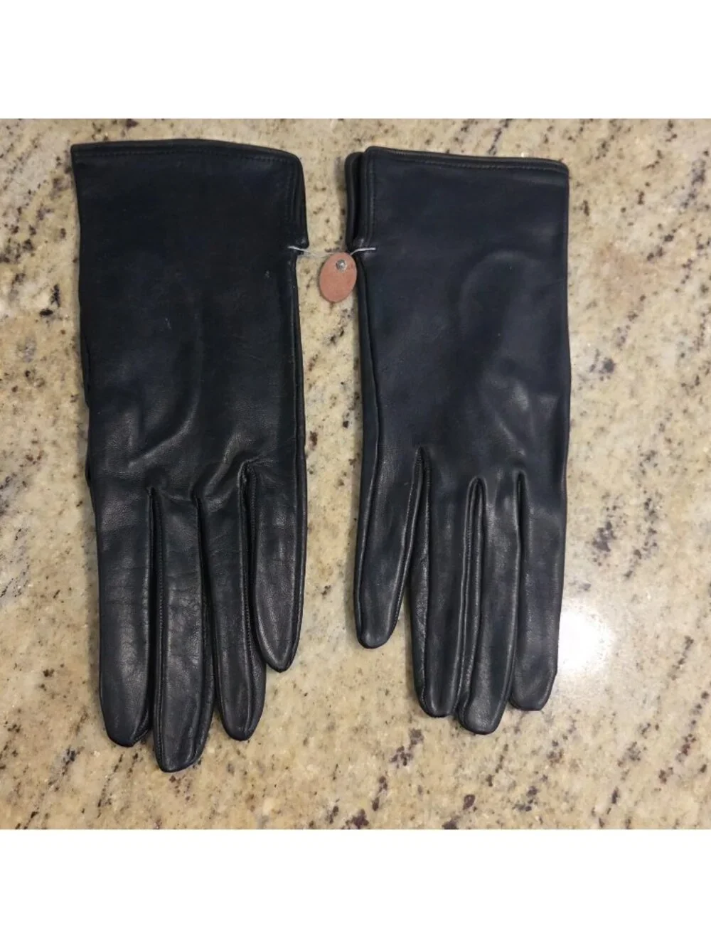 New Vintage Womens Size M 8 Black Soft Leather Lined Gloves Spain